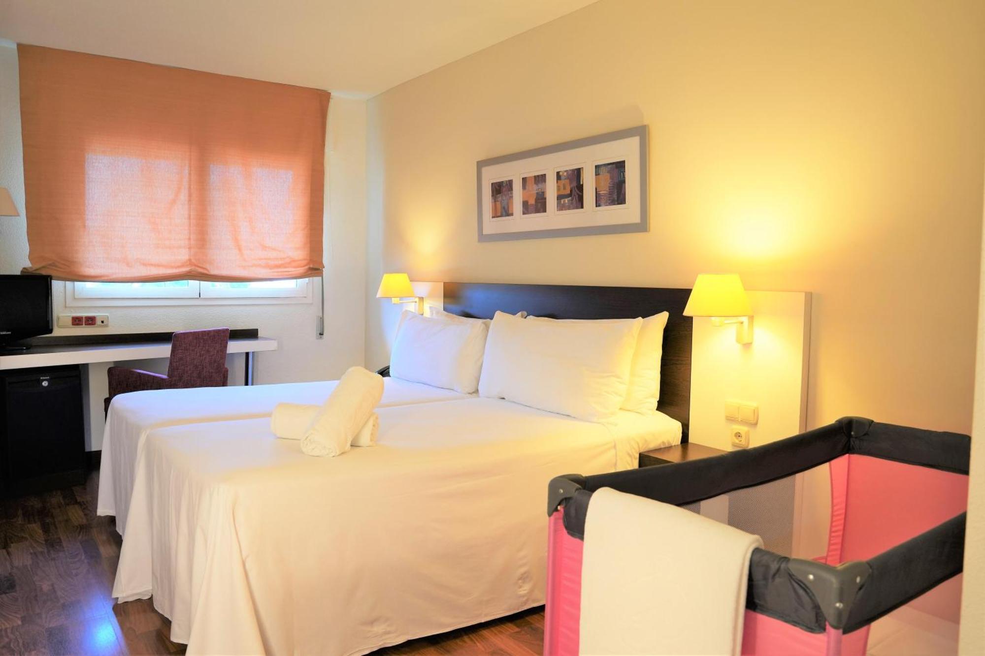 Hotel Port Feria Walencja Zewnętrze zdjęcie