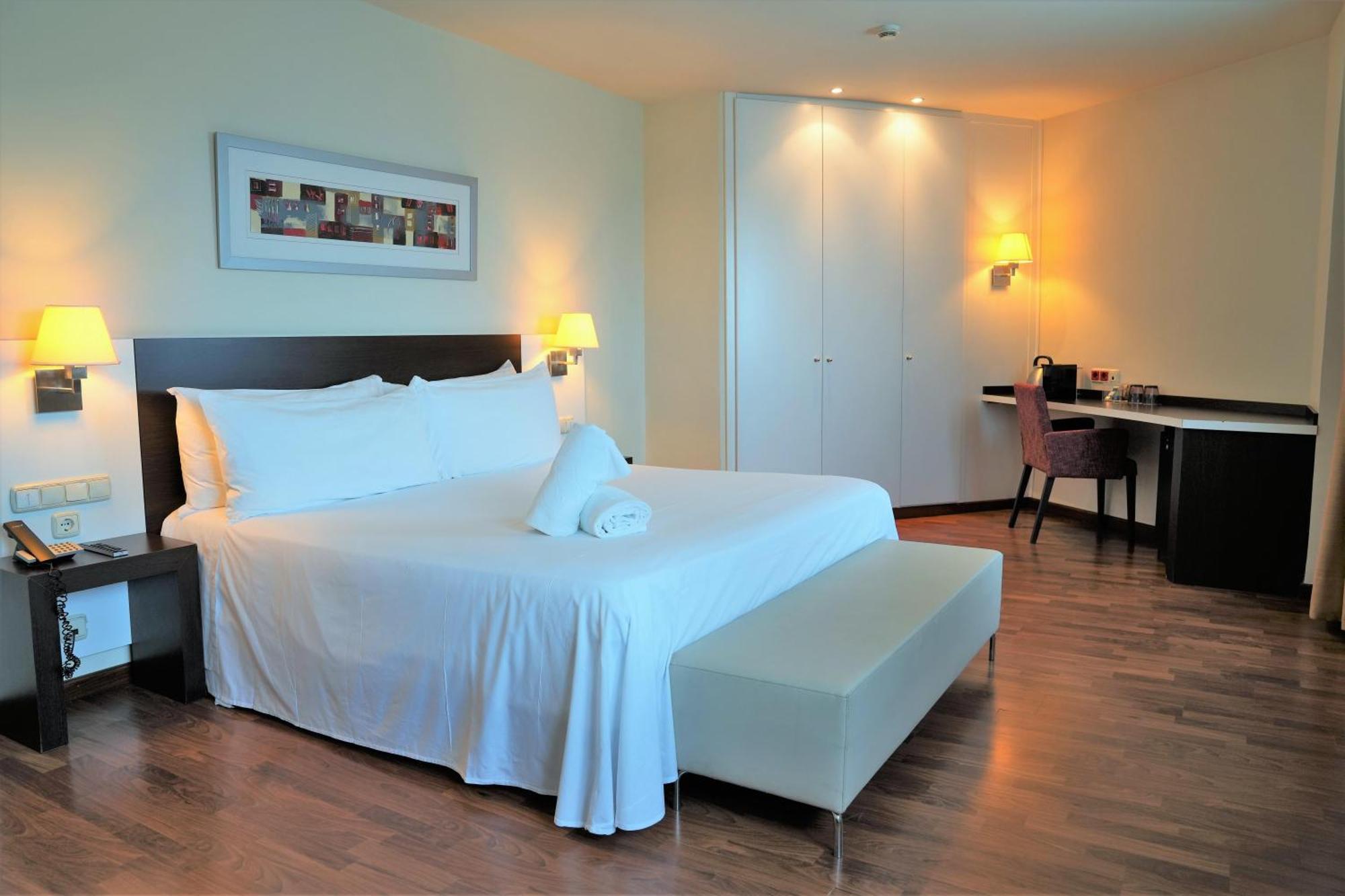 Hotel Port Feria Walencja Zewnętrze zdjęcie